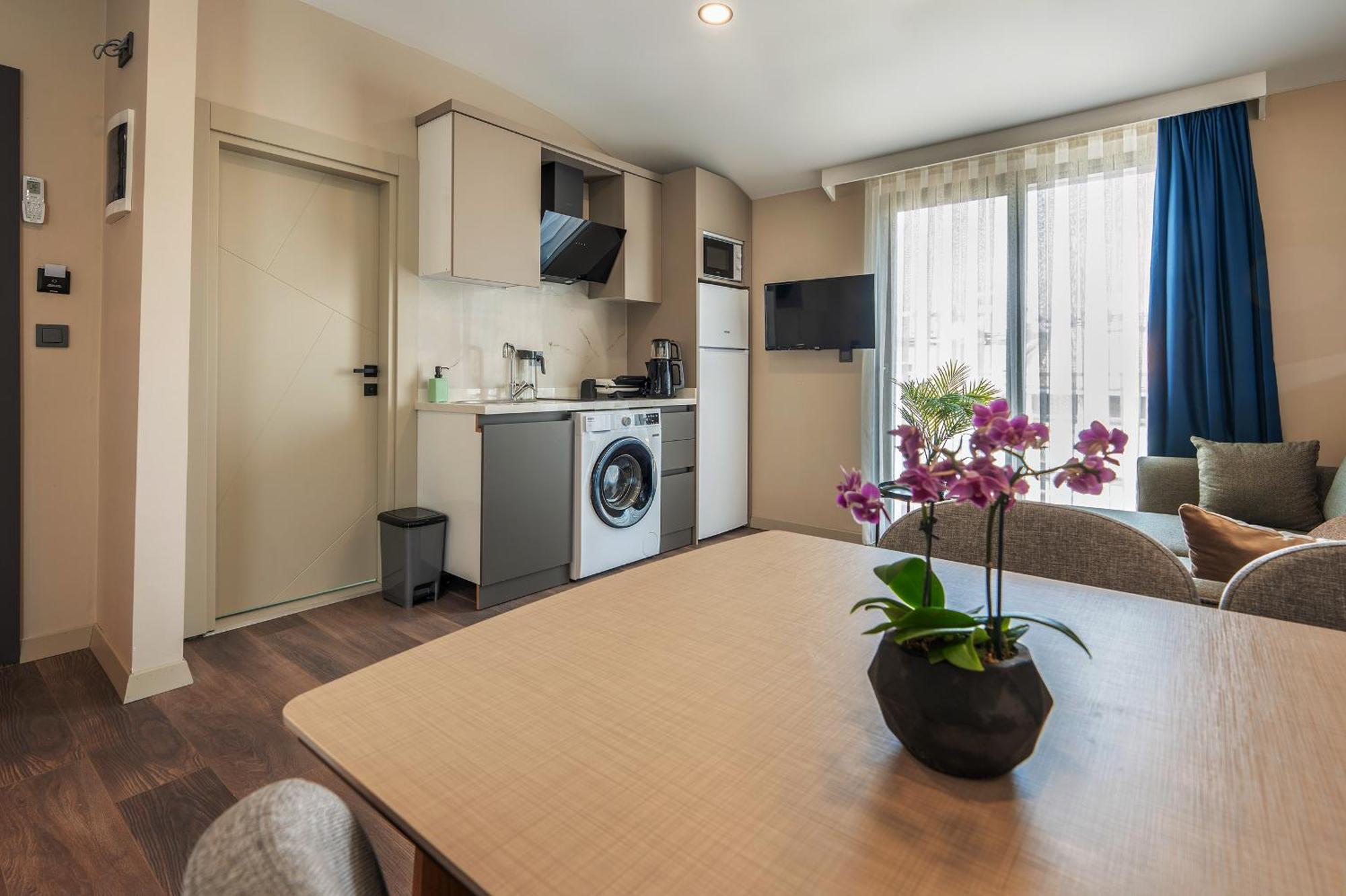 Doqu Suites Hotel Antalya Bagian luar foto