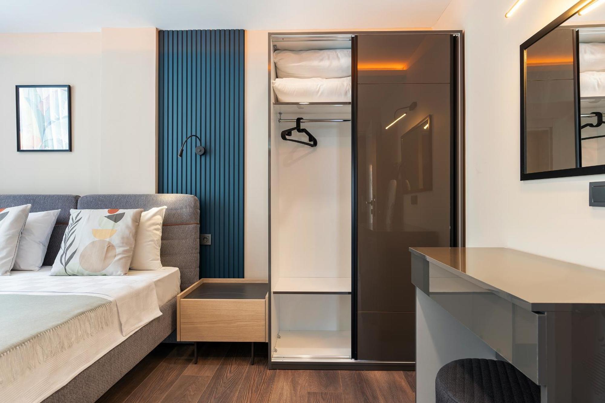 Doqu Suites Hotel Antalya Bagian luar foto