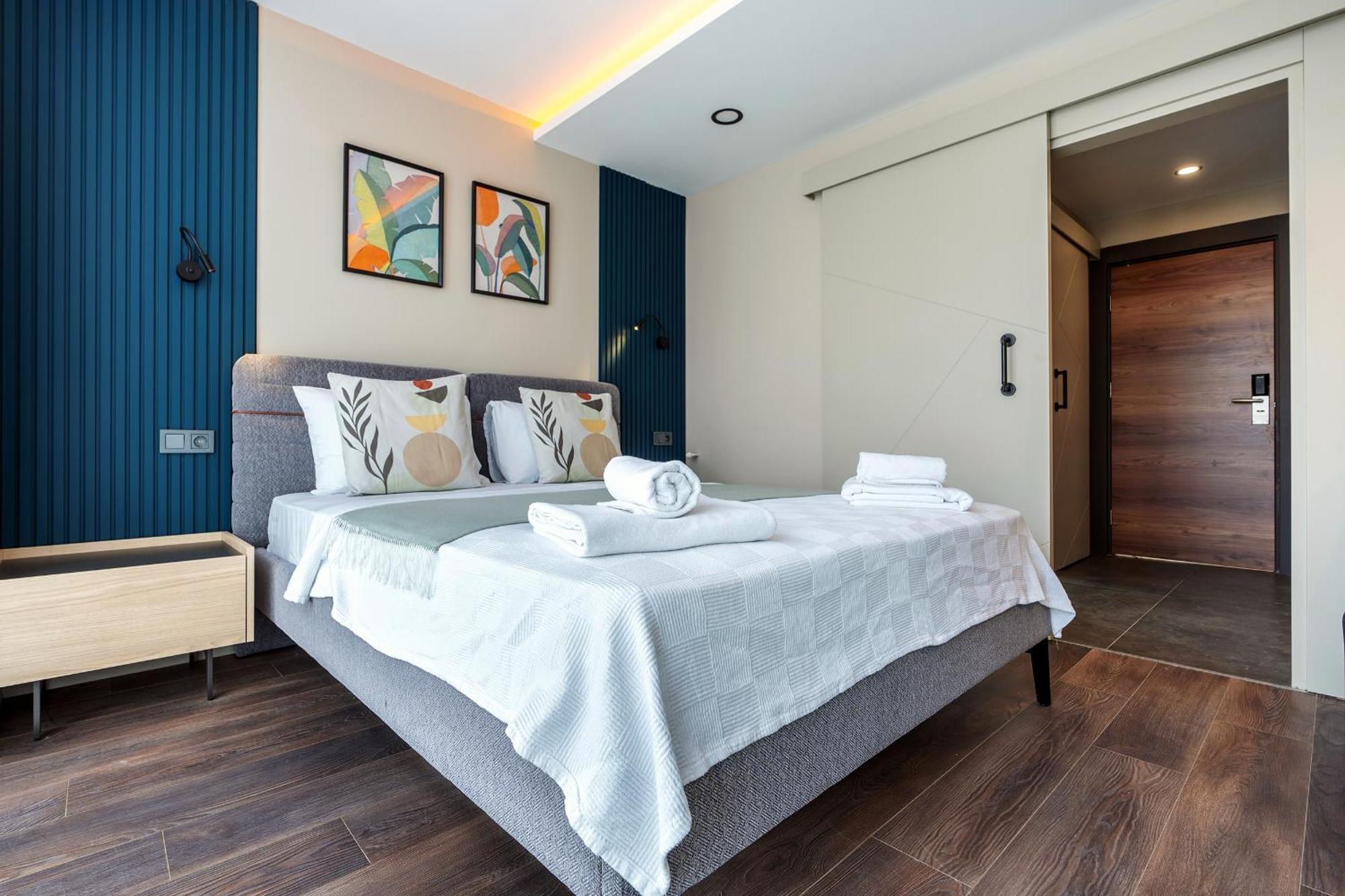 Doqu Suites Hotel Antalya Bagian luar foto