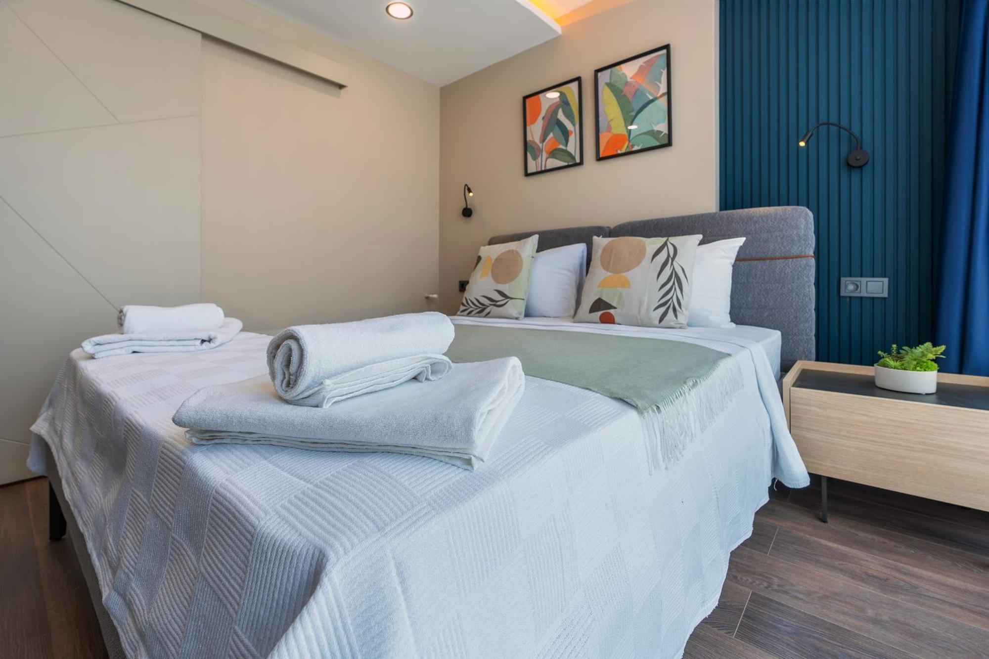 Doqu Suites Hotel Antalya Bagian luar foto