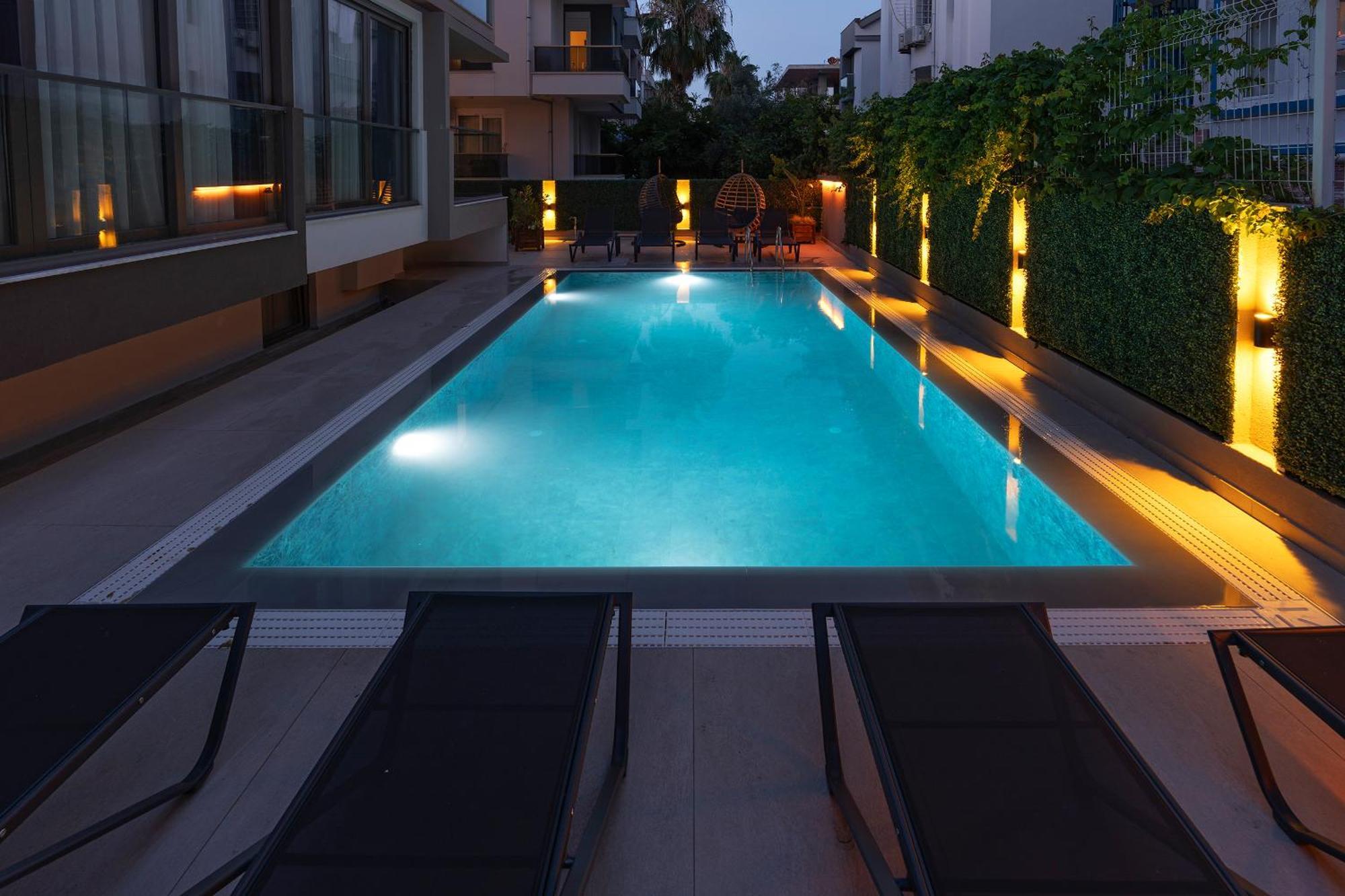 Doqu Suites Hotel Antalya Bagian luar foto
