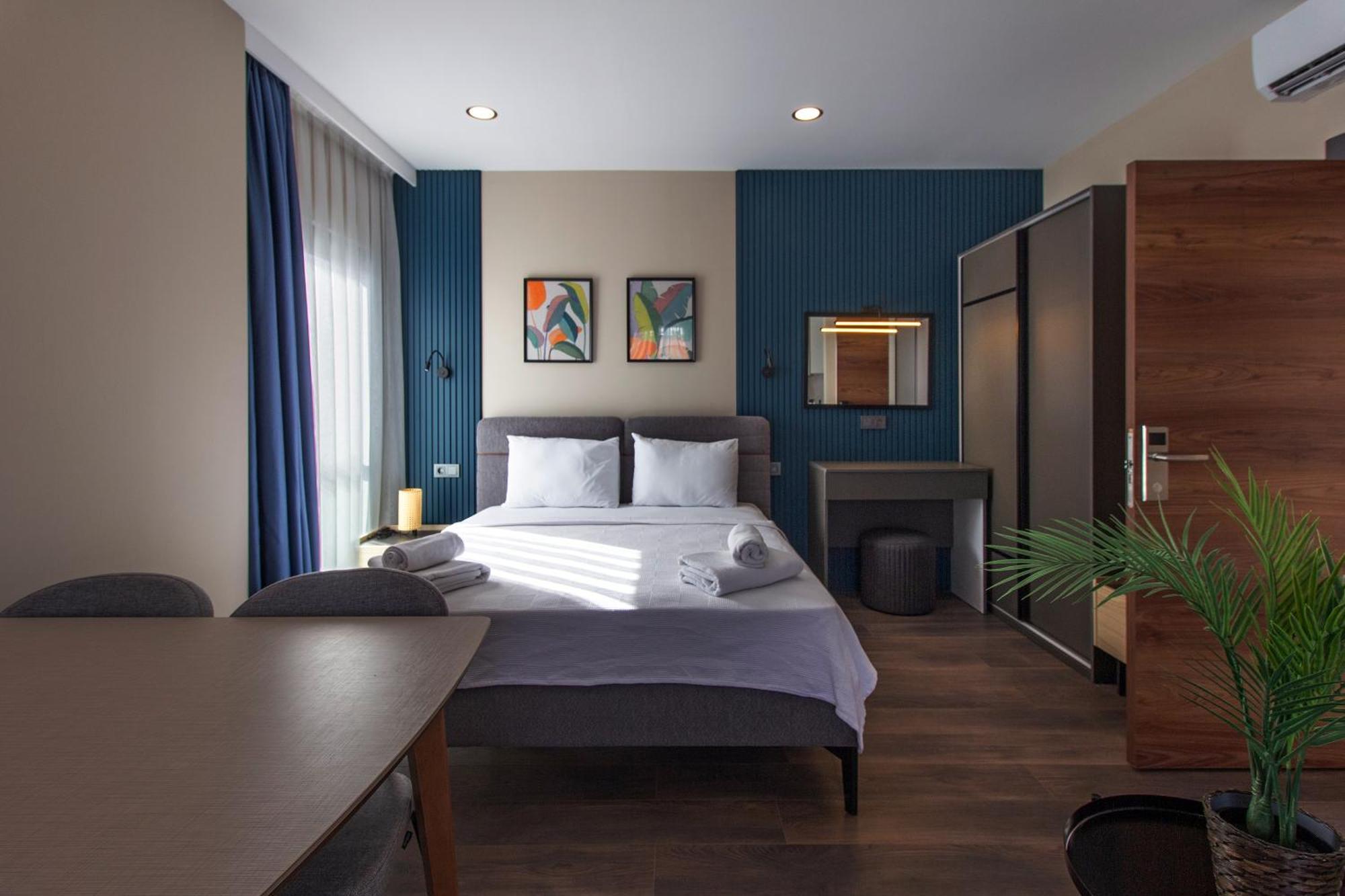 Doqu Suites Hotel Antalya Bagian luar foto