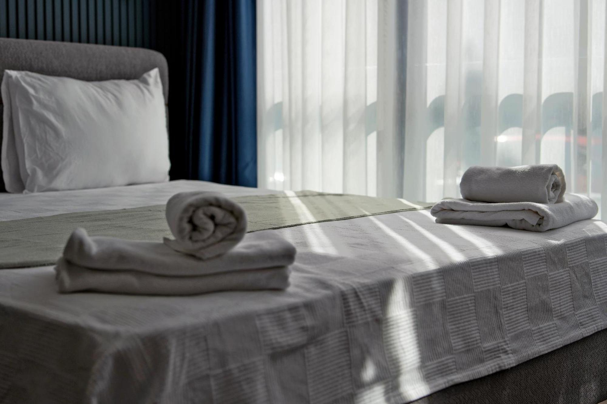 Doqu Suites Hotel Antalya Bagian luar foto