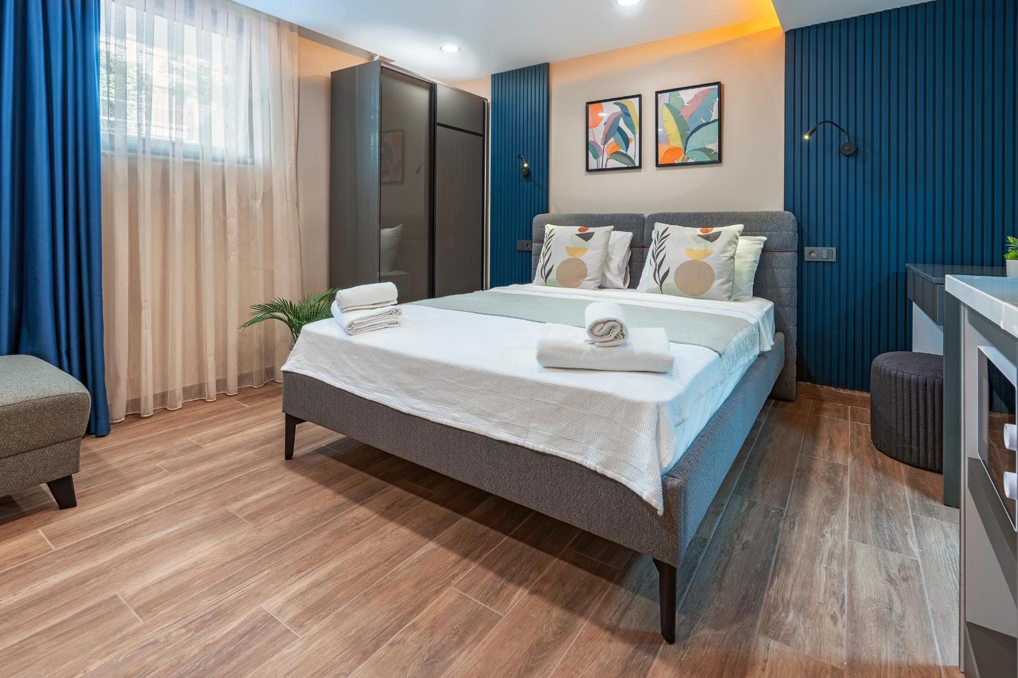 Doqu Suites Hotel Antalya Bagian luar foto
